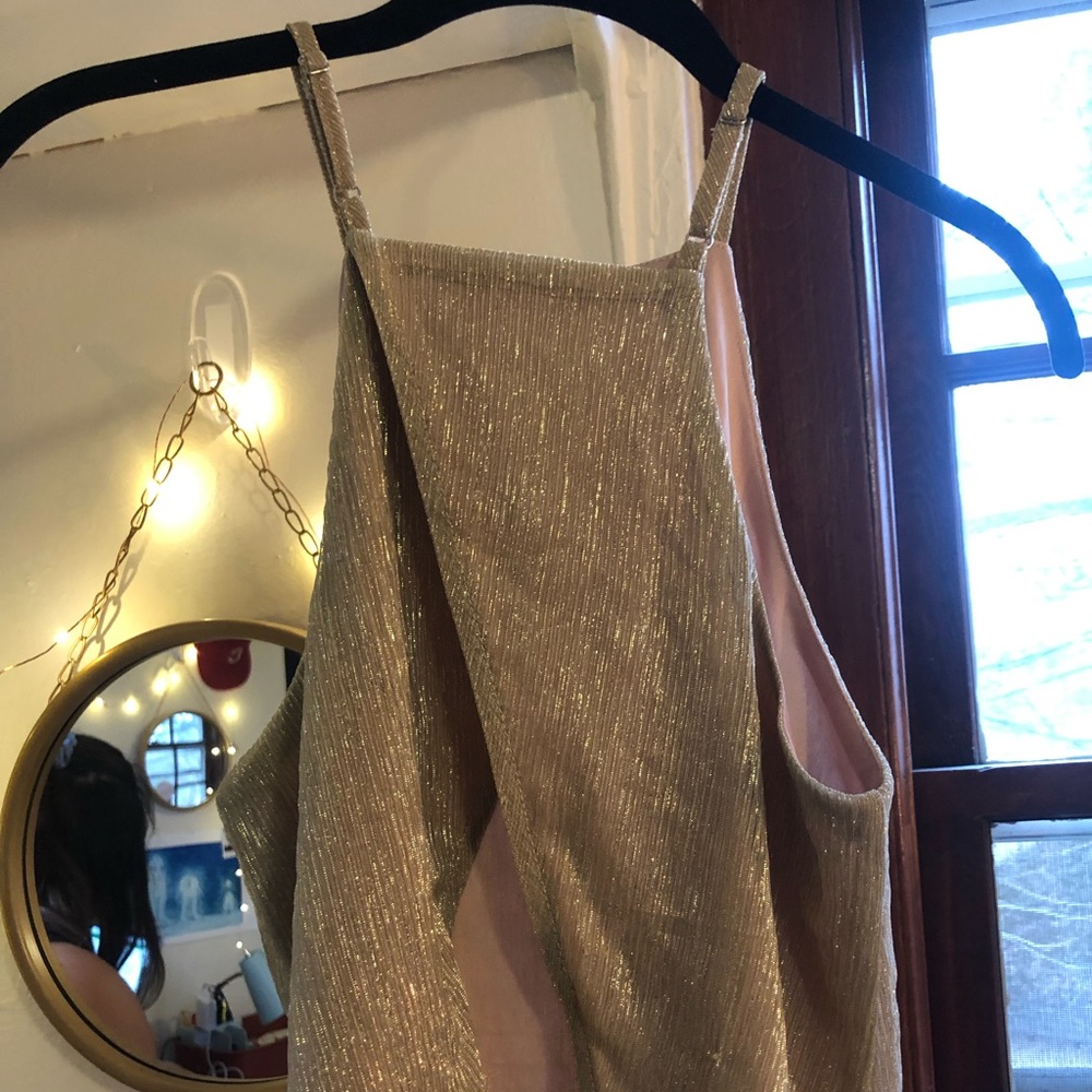 Gold Split Back Tank NWOT